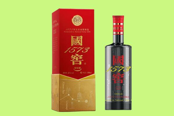 大庆杜尔伯特县回收国窖1573.jpg